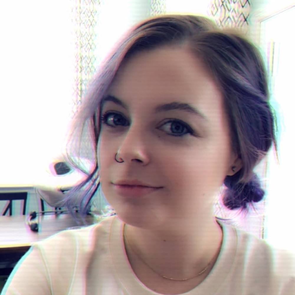 Meet your Posher, Andrea